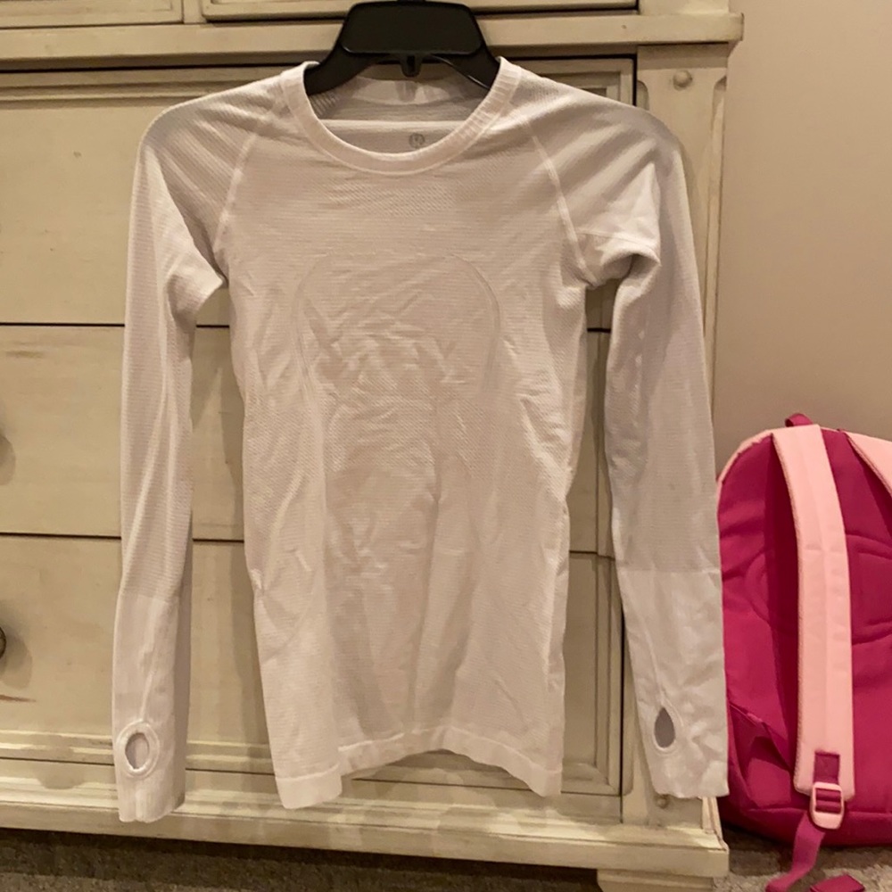 Lulu lemon white shifty shirt